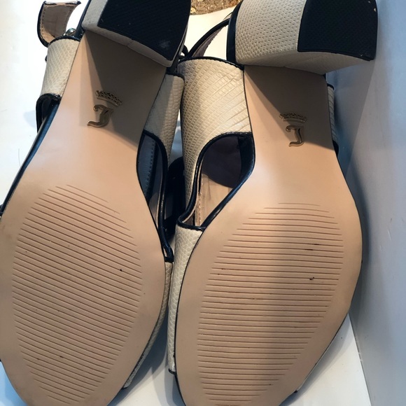 Juicy Couture Open Toe  laced Sandal - Picture 11 of 11